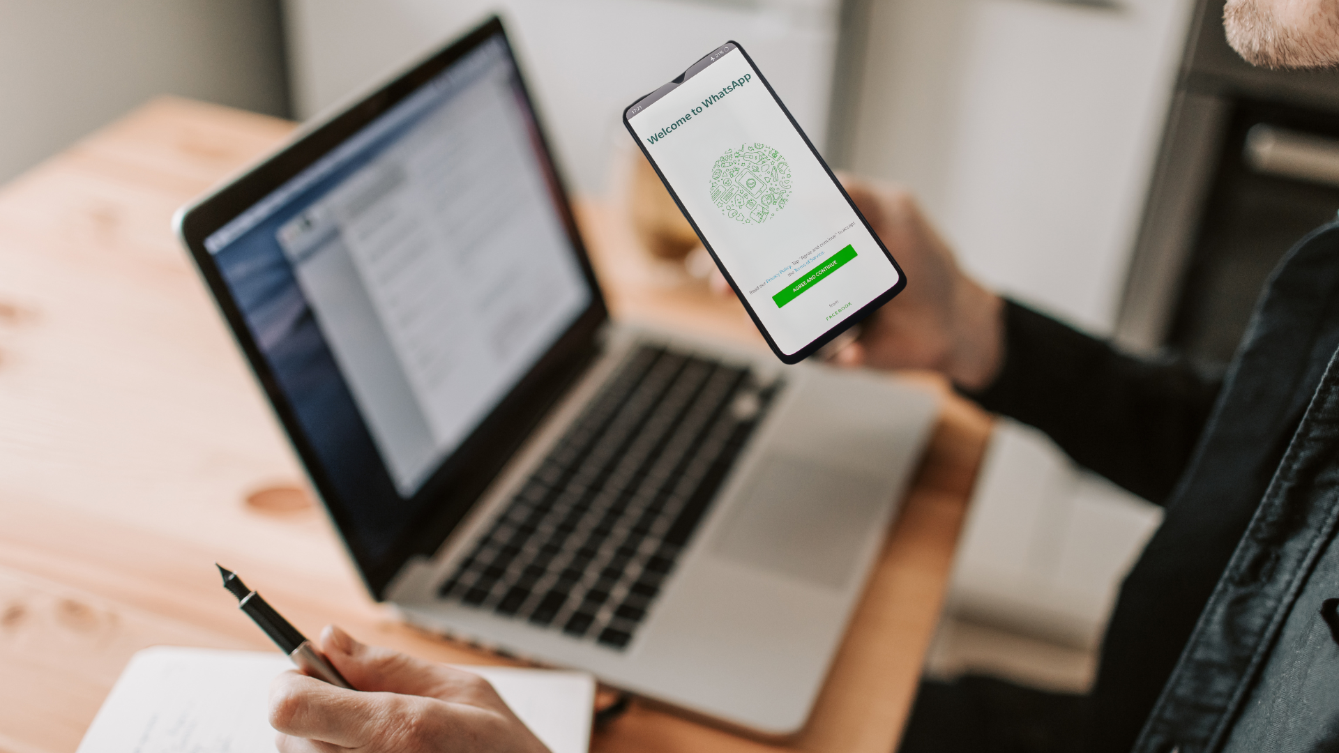 Con WhatsApp API puedes programar respuestas automáticas y así atender con rapidez